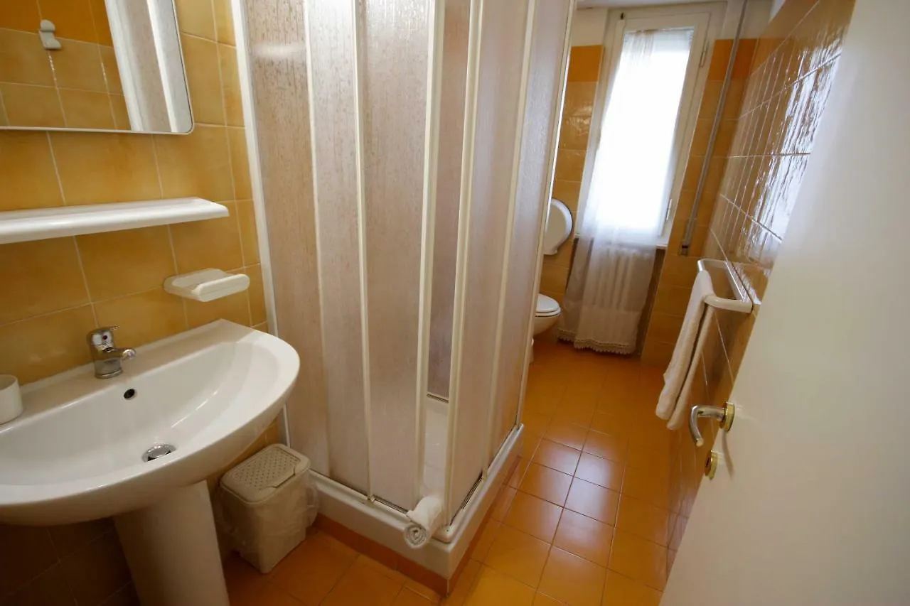 Ponti Di Badia Hostel Castiglione della Pescaia 0*,  Italy